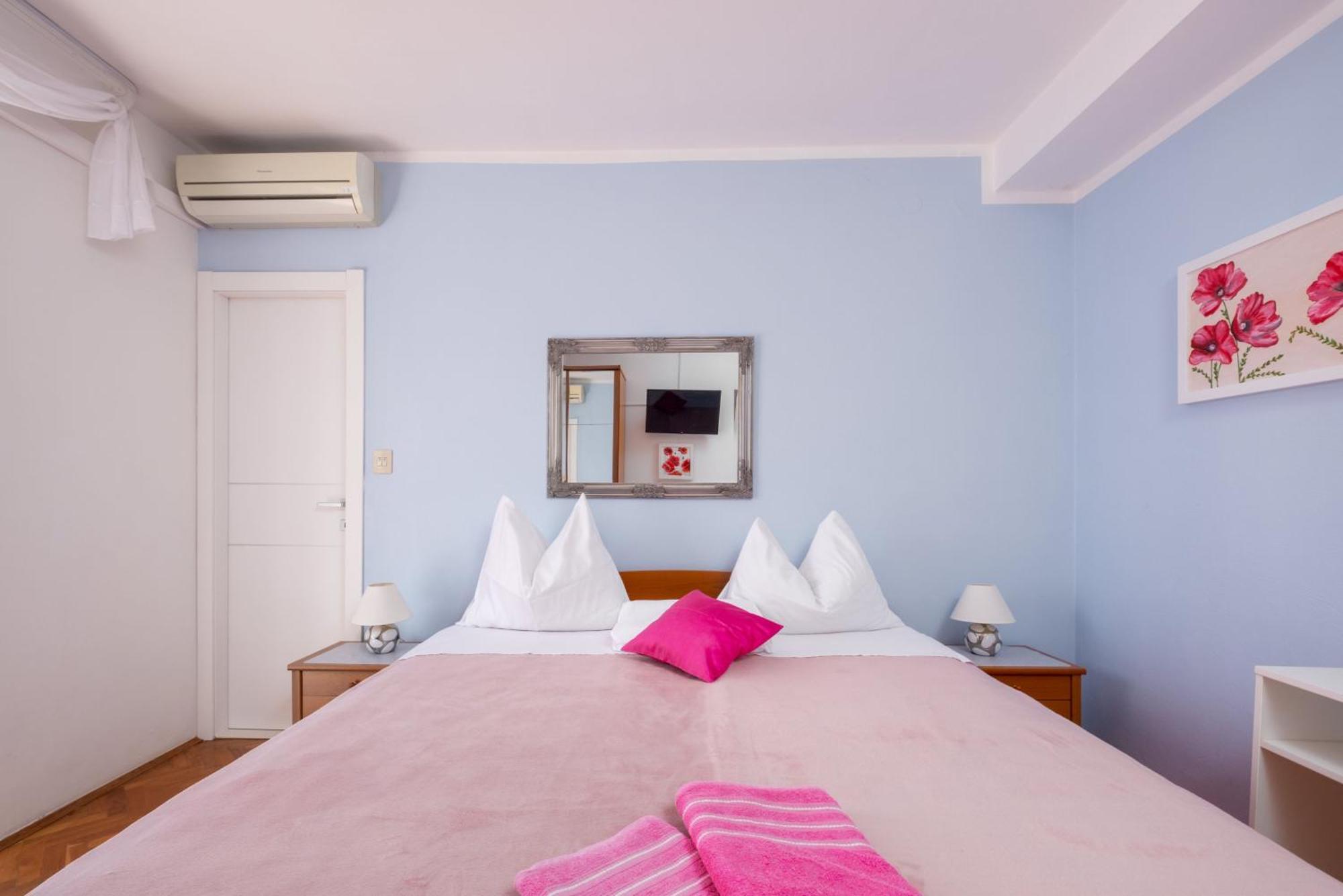 Rooms Tupina By Paulina Mlini Bilik gambar